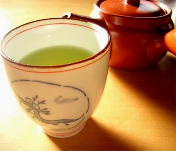 Chinese researchers suggest that green tea may help fight glaucoma