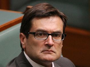 Australia scraps floor price for carbon permits