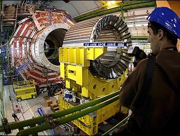 Hadron-Collider experiments go Live