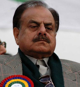  Curtail limitless powers of Pak Army Chief : Gul