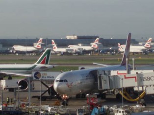 London’s Heathrow Airport voted worst airport in the world