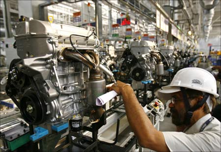 Indian manufacturing sector expands in February