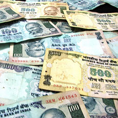 Indian Rupee Increases by 3 Paise