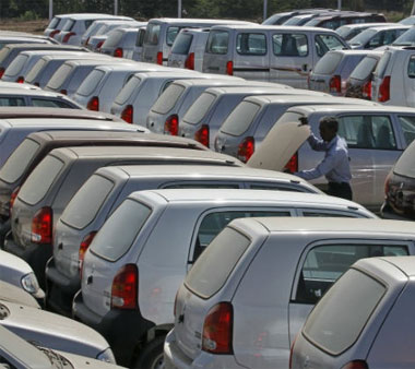 Indian car sales fell 22.5% in March