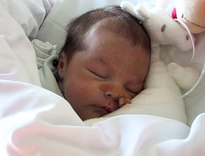 Infant death rate four times higher in absence of fathers