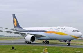Jet Airways reports net loss of Rs.298 crore