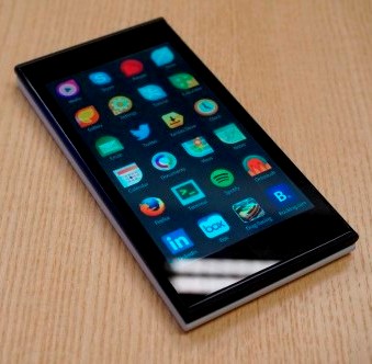 A quick look at Sailfish-based Jolla phone