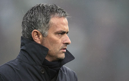 Touchy Mourinho bickers with Lippi in Serie A run-up
