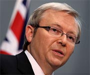 Mass murder says Rudd as Australia hunts its arsonists