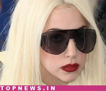 Lady Gaga creates record with 10 million fans on Facebook