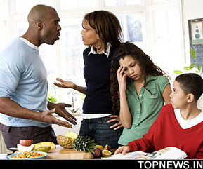 Living together ''for the sake of kids'' is of no use: Study