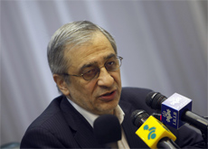 Iran's central bank chief resigns over differences with Ahmadinejad 