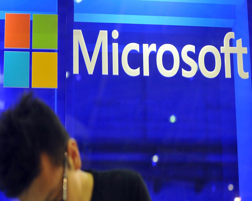 Microsoft's 'father of Kinect' working on wearable Windows