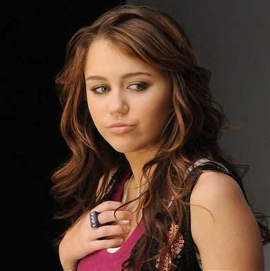 Miley Cyrus dethrones Britney Spears to become teen queen