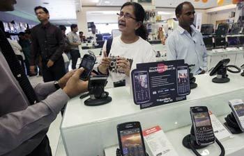 Mobile phone sales rose 20.8% to 221.6 million units in 2012 in India