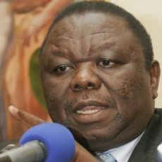 Tsvangirai returns to Zimbabwe cabinet after three-week boycott 