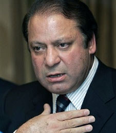 Sharif wants Pak Army pledge to never again violate constitution, impose martial law