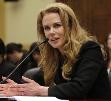 Nicole Kidman speaks out against domestic violence