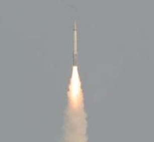 Indian cruise missile test sees mixed success