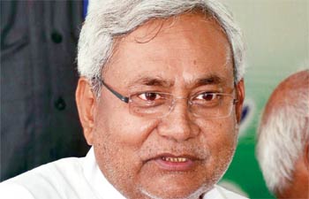 India and Pakistan should jointly fight hunger and poverty: Nitish