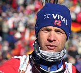Bjoerndalen equals record with sixth World Cup title 