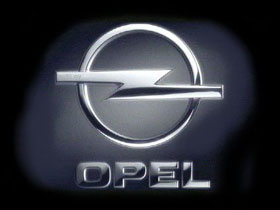 Opel to unveil Insignia station wagon in Paris 
