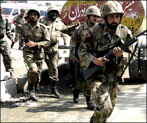 Pak army kills 9 Taliban militants, loses 2 soldiers in Waziristan offensive