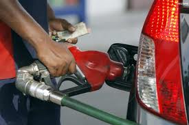 Government May Reduce Petrol Prices by Rs 1.5/Litre