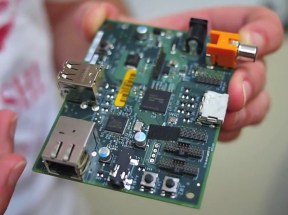 Raspberry Pi computer runs Quake 3 