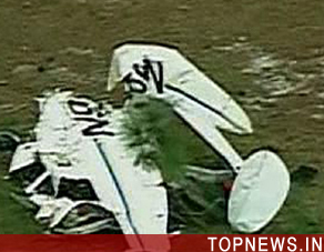 Pilot dies in small plane crash 