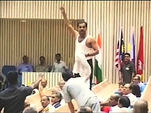 Lone protestor tries to disrupt PM’s speech at conference
