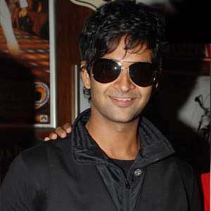 Purab Kohli To Replace Aditya As Host Of ‘Sa Re Ga Ma Pa Singing Superstars’
