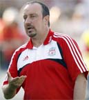 Benitez signs 20-mn pound contract to keep him at Liverpool till 2014