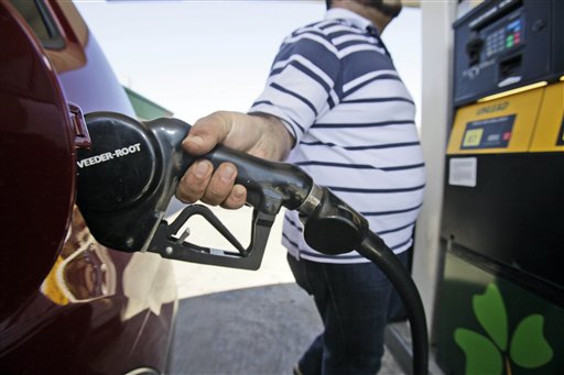 Retail gasoline prices fall below 3$ in some US states 