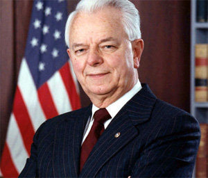 Senator Byrd becomes longest-serving lawmaker in US history