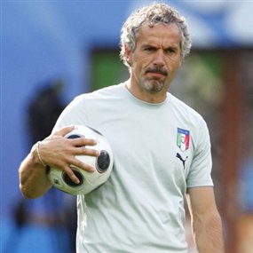 Former Italy coach Donadoni takes over Napoli's bench 