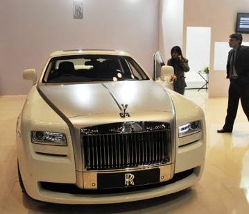 Rolls-Royce targets sale of 50 units in 2010