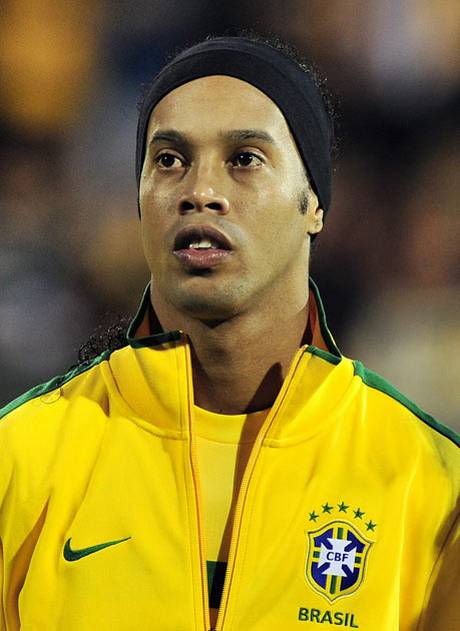 Ronaldinho vows to fight for World Cup recall