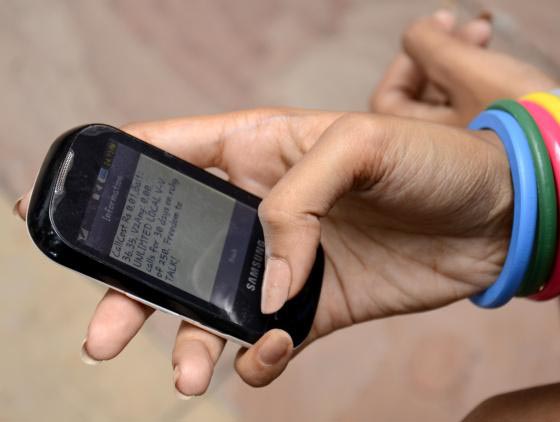 Indian Govt. eases SMS limit from 5 to 20 a day