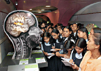 Science Express reaches Delhi