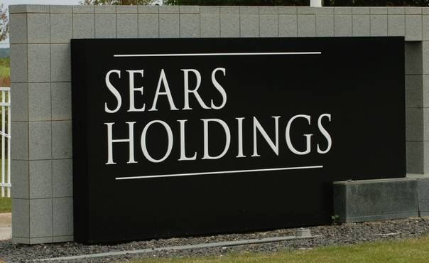 Sears Holdings shares fall after it recorded loss