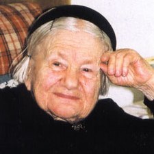 Polish World War II heroine who saved 2,500 Jewish children dies