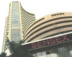 Sensex closes 139 points lower
