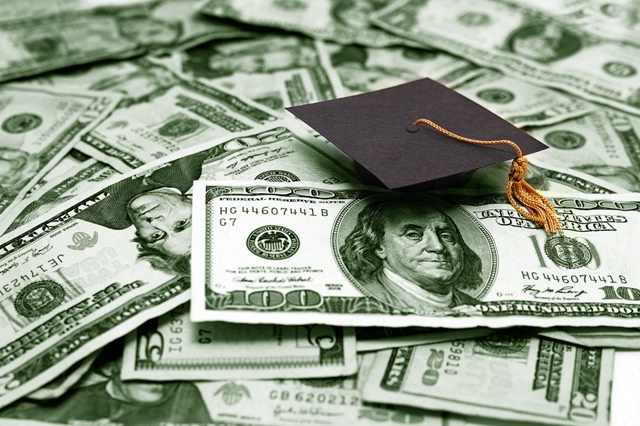 House passes measure to resolve student loan rates issue