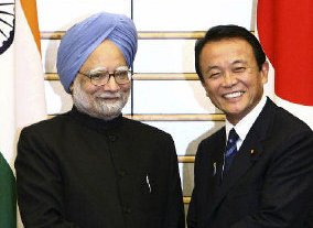 Taro-Aso-Manmohan-Singh