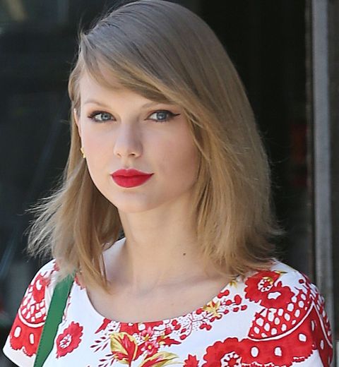 Taylor Swift spends an hour post workout to put on makeup for paparazzi