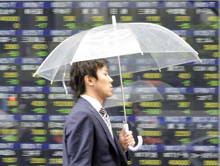 Stocks mixed in morning session in Tokyo 