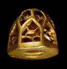 Treasure hunter discovers 7th century pure gold cross, worth 25,000 pounds