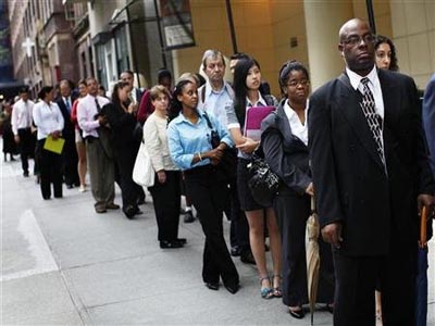 US unemployment unchanged at 7.6% in June