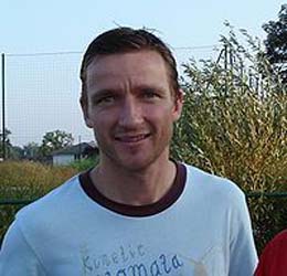 Smicer ends active football career